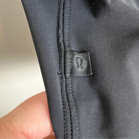 Lululemon Snapshot Tee Garden Party Floral Short Sleeve Shirt - Picture 4 of 4